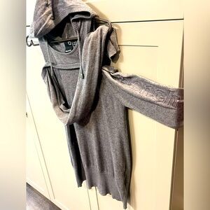 ‼️SOLD‼️Bench ®️ Grey Hooded Knit Sweater